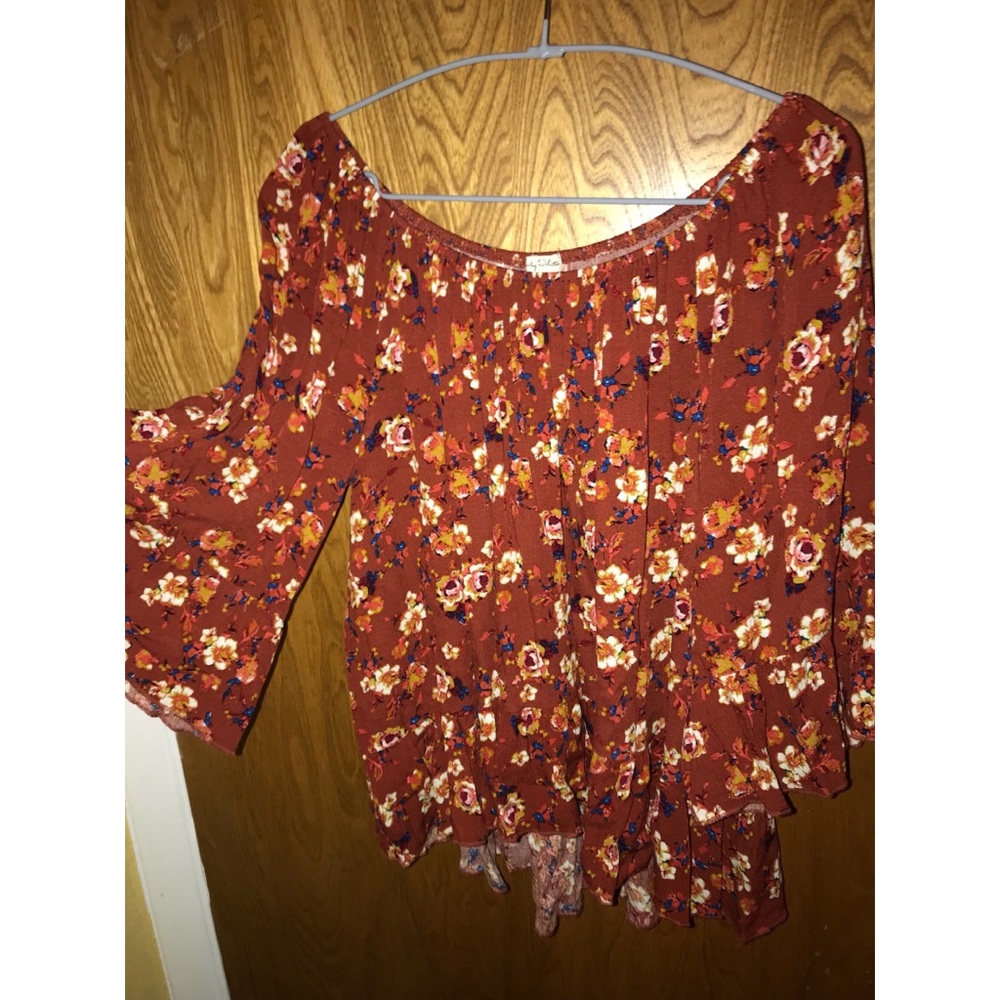 On or off shoulder floral top